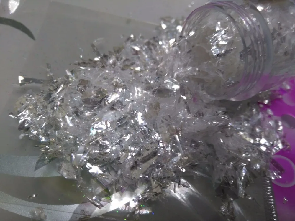 

Solvent Resistant Glitter Luxury Shinning White Random Cut Large Confetti Glitter Flake Glitter for Nail Polish Nail Art Crafts