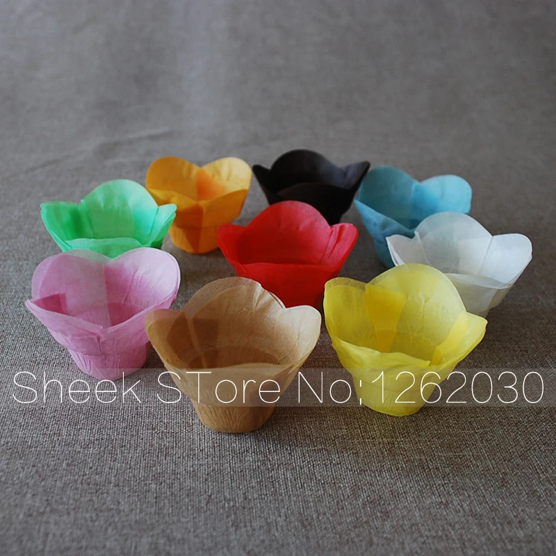 Buy (multicolor) Standard Lotus Baking Cups, / Cupcake