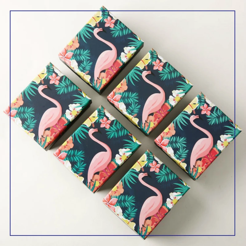 

Candy Wedding Box Flamingo Candy GIft Box Baby Shower Birthday Wedding Hen Party Decoration Wedding Gift for Guests Kids Favor,Q