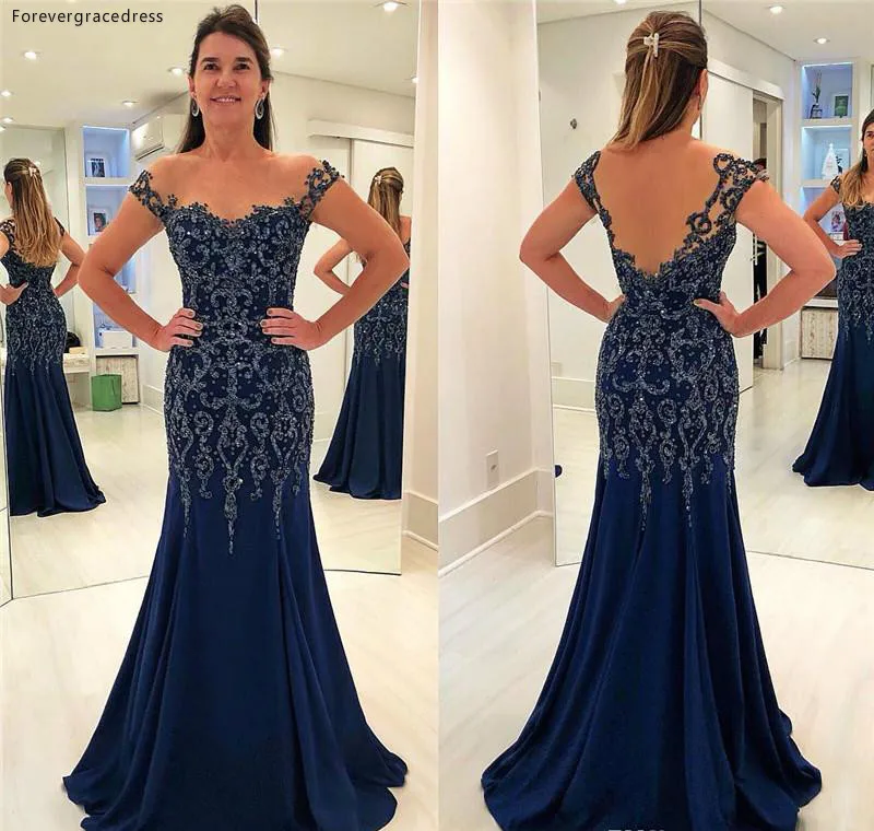 

Elegant Navy Blue Mother of the Bride Dresses 2019 Backless Formal Groom Godmother Evening Party Guests Gown Plus Size