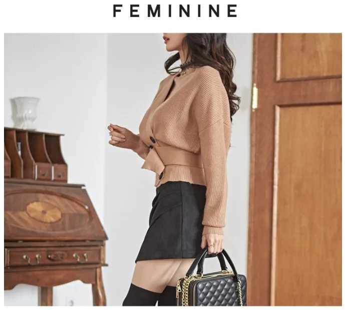 New High Quality Warm Cardigan Winter Women V Neck Double Breasted Short Sweaters Women Casual With Belt Knit Sweater DS50816