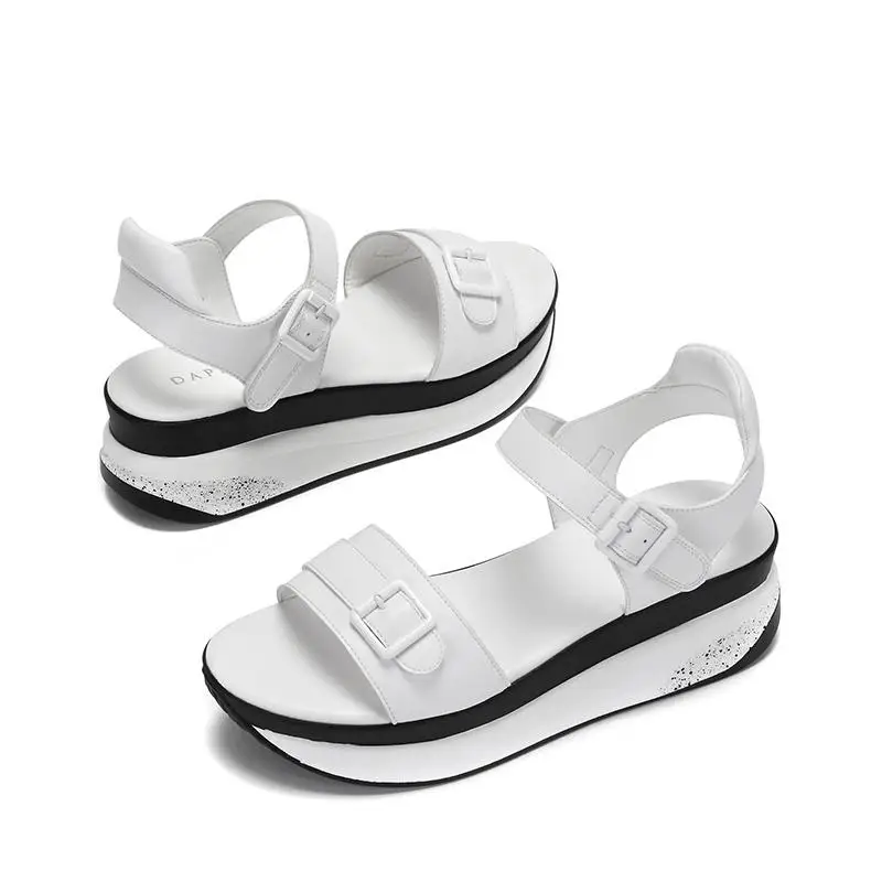 

College Flat-soled Open-toed Fashion Sandals Thick-soled Sandals Button Commuter Women's Shoes white Beach shoes Sapato Feminino