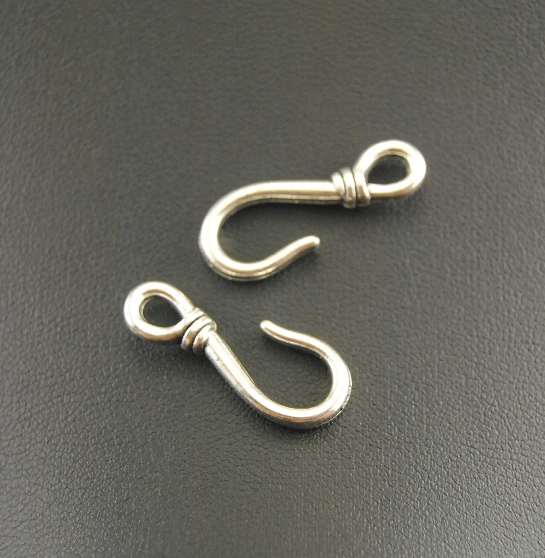 10pcs Antique Silver Fish Hook Charm Pendants Jewelry Making DIY