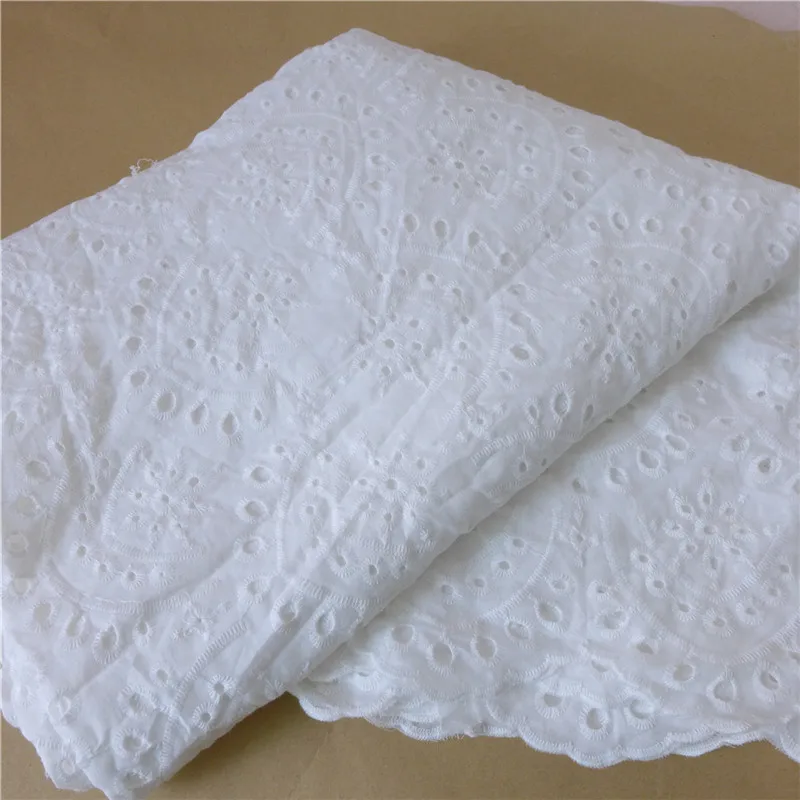 

2 Yards Embroidered White 100% Cotton Eyelet Fabric With Scalloped Wedding Dress Material DIY Home Party Decor 130cm Wide