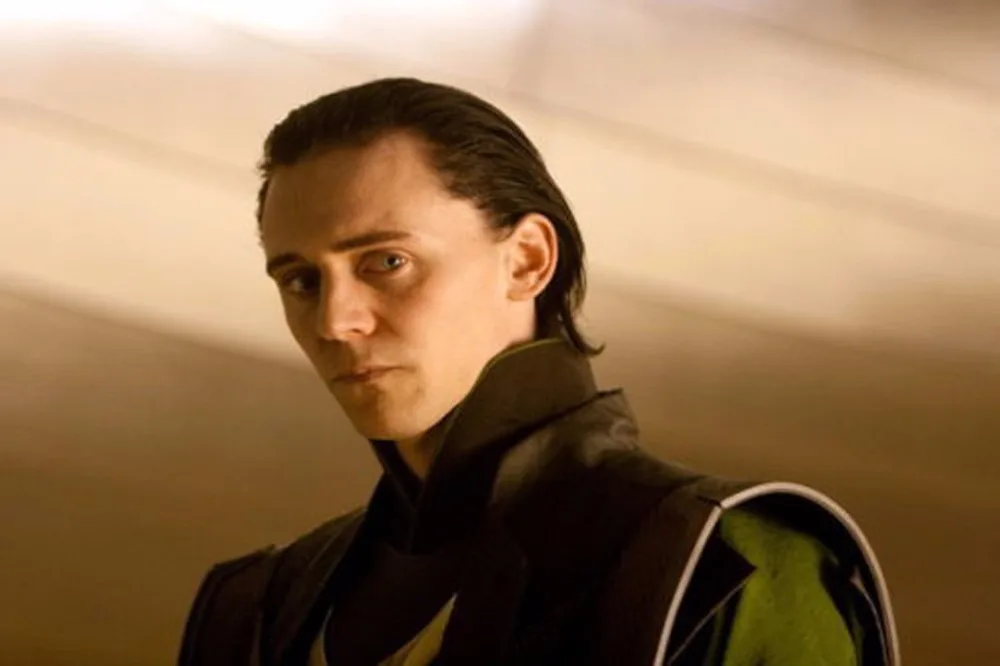 6610 Tom Hiddleston Loki Movie Actor - Art Silk Cloth Poster-Wall Sticker Art Poster For Home Decor Silk Canvas Painting