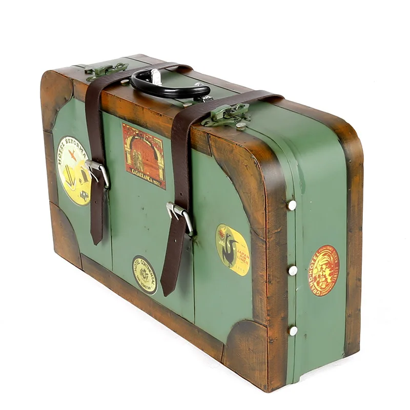 чемодан кофр madler koffer. ретро чемодан. чемодан винтаж. кожаный чемодан far cry 6. кожаный ретро чемодан.