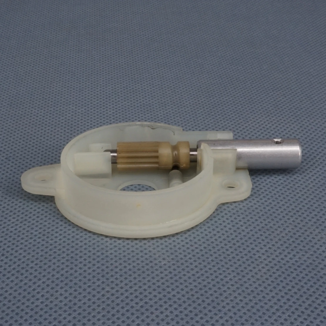 LETAOSK New New Oil Pump Assembly Replacement Fit For Husqvarna 50 51 55 Chainsaw 501777601 LETAOSK New New Oil Pump Assembly Replacement Fit For Husqvarna 50 51 55 Chainsaw 501777601