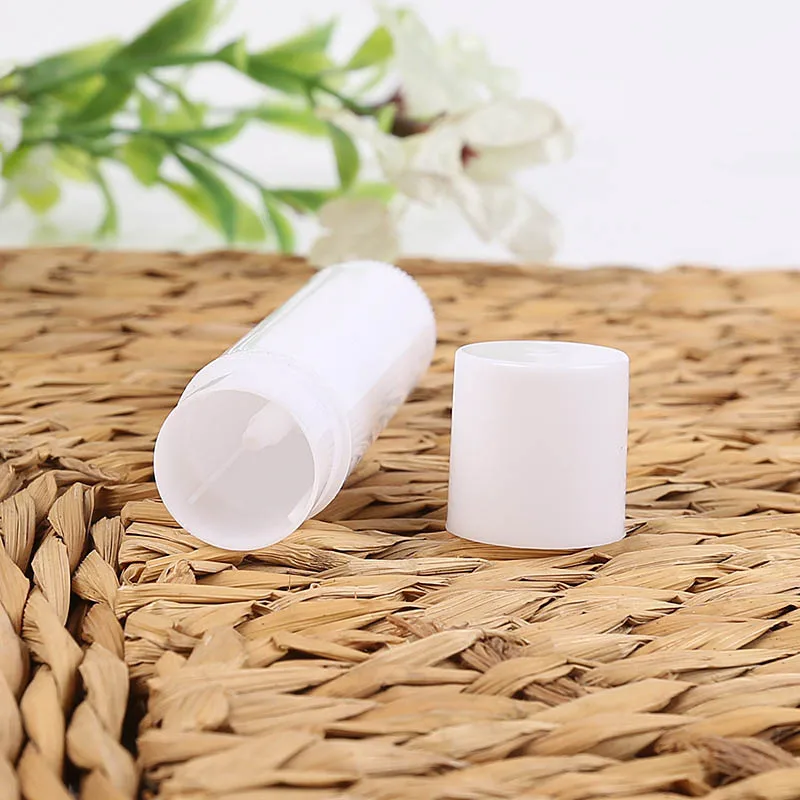 

Hot sale 50/100 Pcs/Set Fashion DIY Empty Lipstick Bottle Plastic 5g Cosmetic Sample Container Lip Gloss Lip Balm Tube With Cap