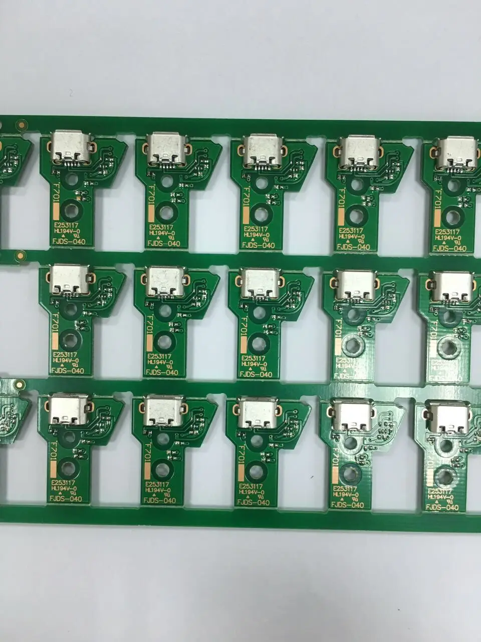 

100pcs/lot for ps4 jds-040 jds 040 controller gamepad charging port pcb socket