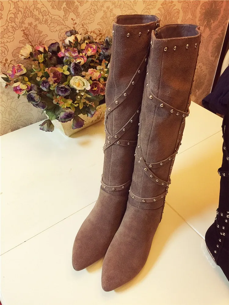 2017 Hot Fashion Women Rivet Boots Flats Pointed Toe Mid-Calf Boots Genuine Leather Autumn Spring Female Boots