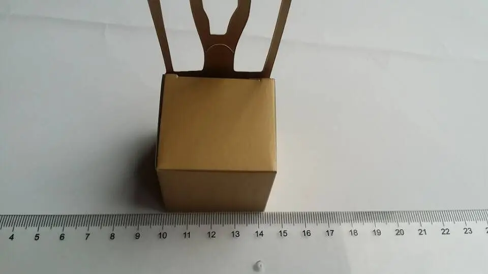 36 шт бумажная Свадебная Золотая миниатюрная коробка для конфет на стул, Свадебная подарочная коробка с сердечком и лентой