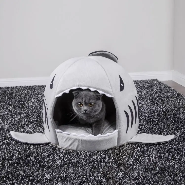 dog puppy beds  dog beds for medium dogs  cat blanket cartoon Shark shape cute pet house 4 season use dropshipping