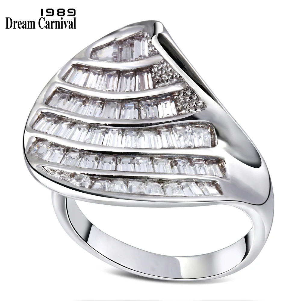 

DreamCarnival 1989 Square Cut Zirconia Ring for Women Luxury Engagement Jewelry Big Discount Coupon Anillos Bagues Femme YR4512