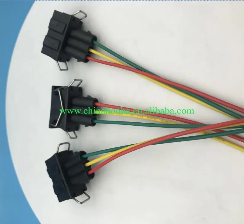 

Free shipping 10/20/50/100 pcs/lots 3 Pin Tyco AMP TE Female Automotive Connector wire harness with 15cm 18 AWG wire 828963-1