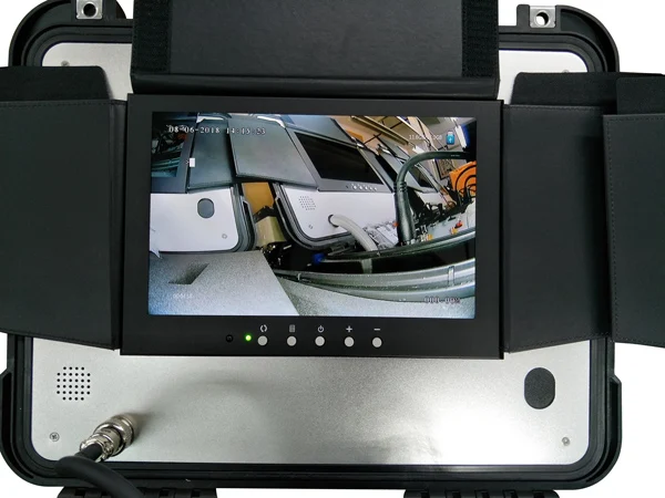 10'' HD screen