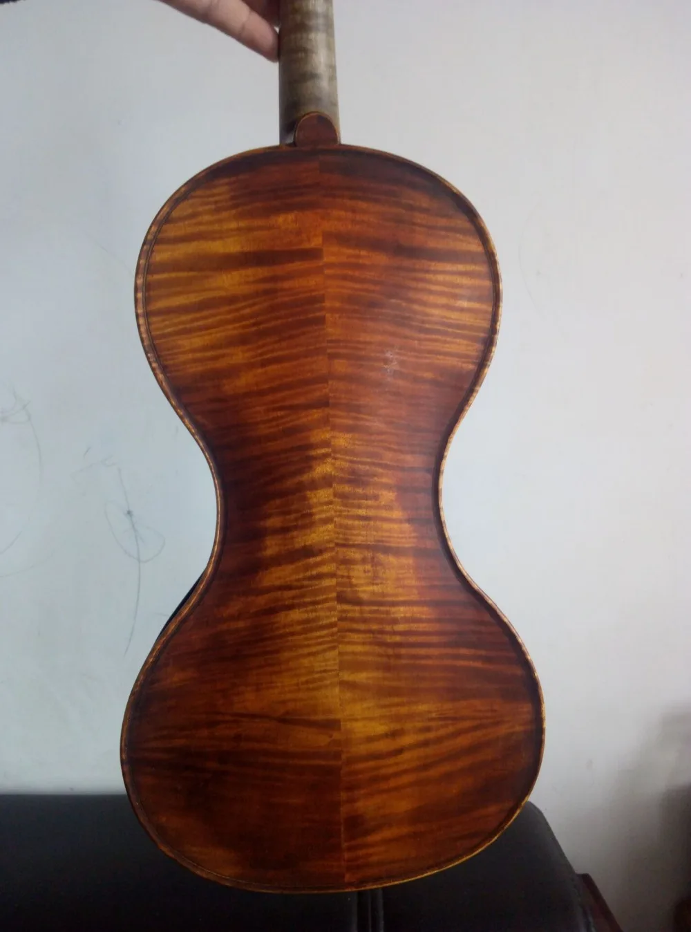 

Master 4/4 violin baroque model nice flamed maple back spruce top very nice tone