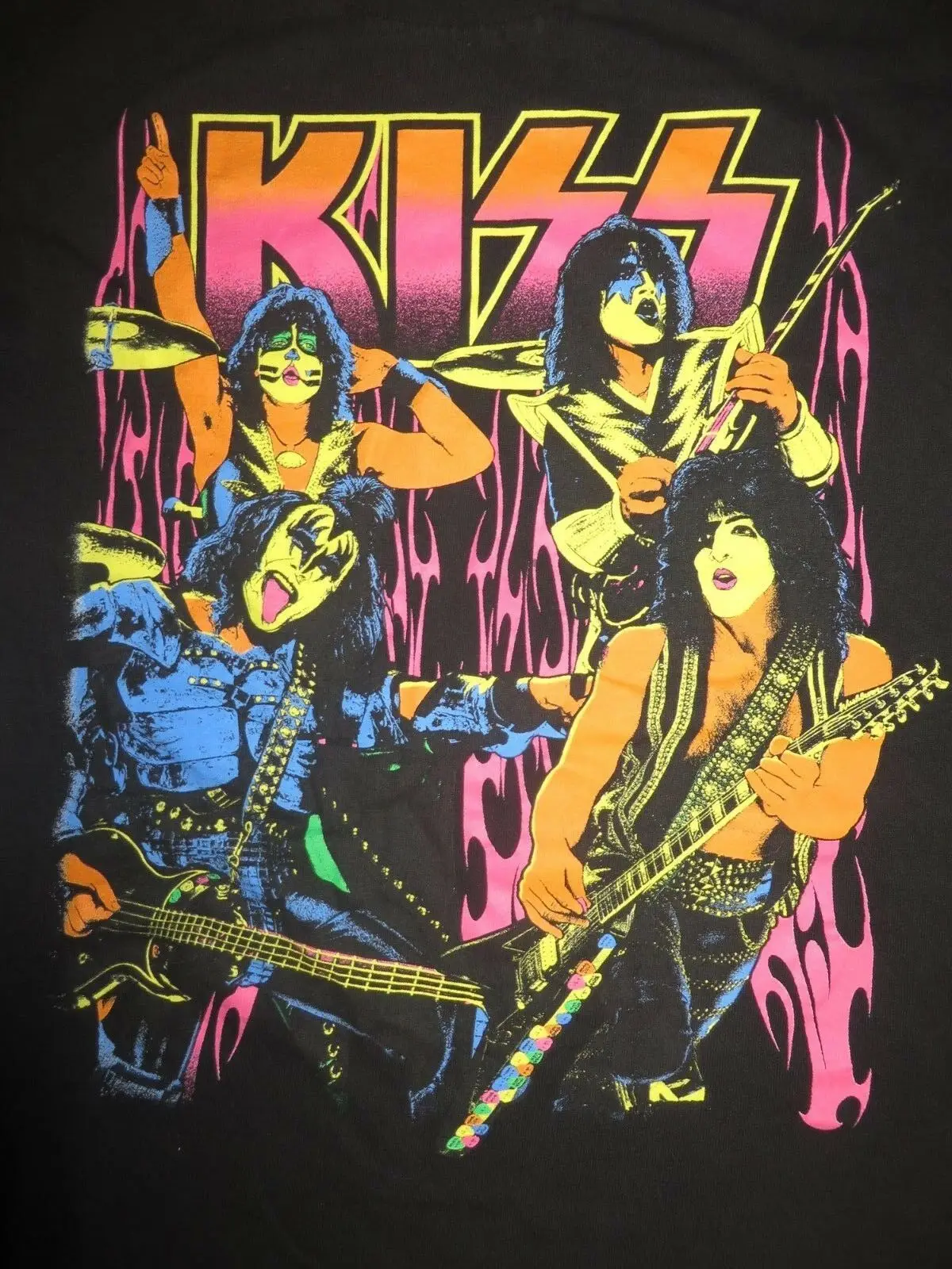 

Mens Concert KISS Band Rock & Roll Heavy Metal T Shirt Small Black Graphic Tee