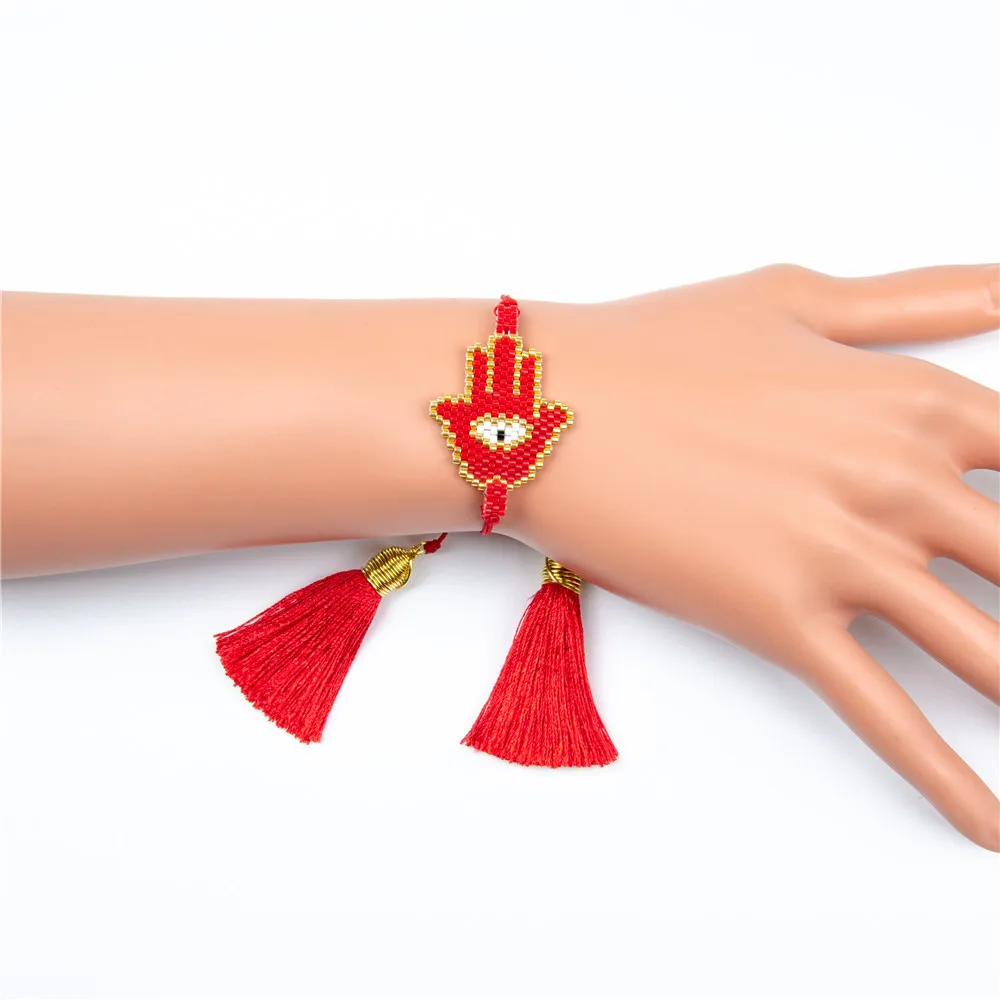 10178840805_675665172