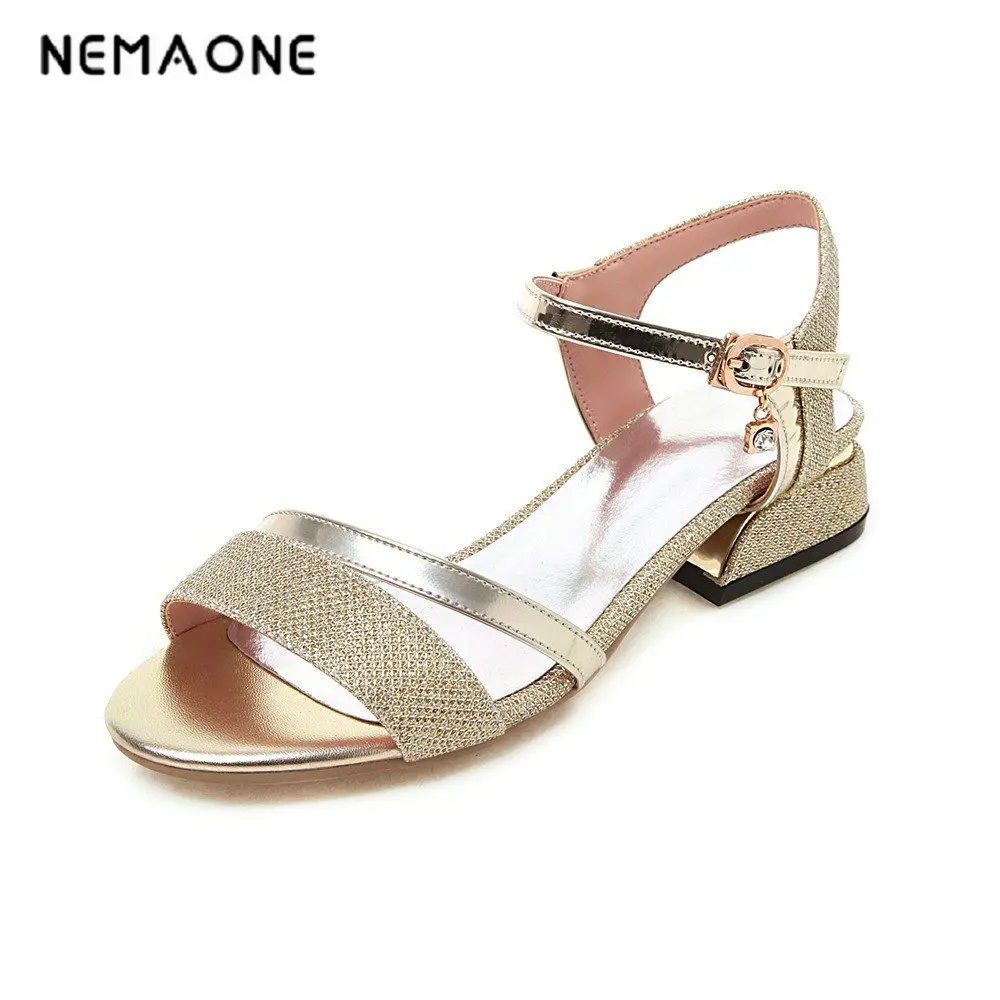 

2019 new arrival women sandals big size 33-45 simple buckle summer shoes solid casual comfortable square heel shoes