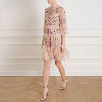 

2019 Dress Sexy Fashion Ruffles Short Embroidery Print Women Pink See-Through O Neck Night Club Body con Party Dresses Wholesale