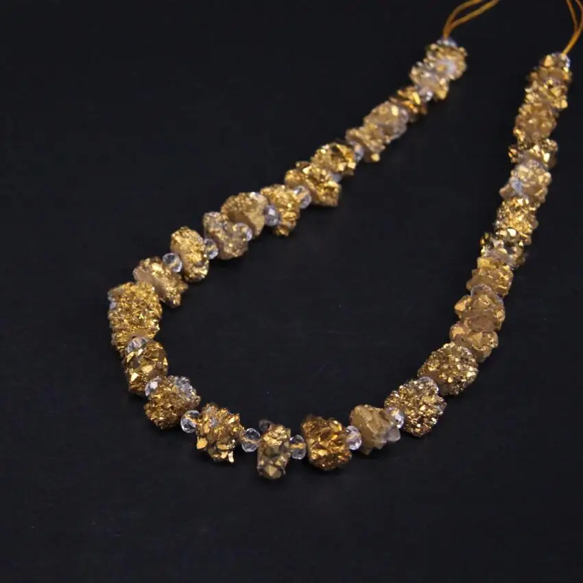 

Approx32PCS/strand Gold Titanium Natural Quartz Geode Drusy Column/Cylinder Nugget Chips Beads,Raw Agates Crystal Druzy Pendants