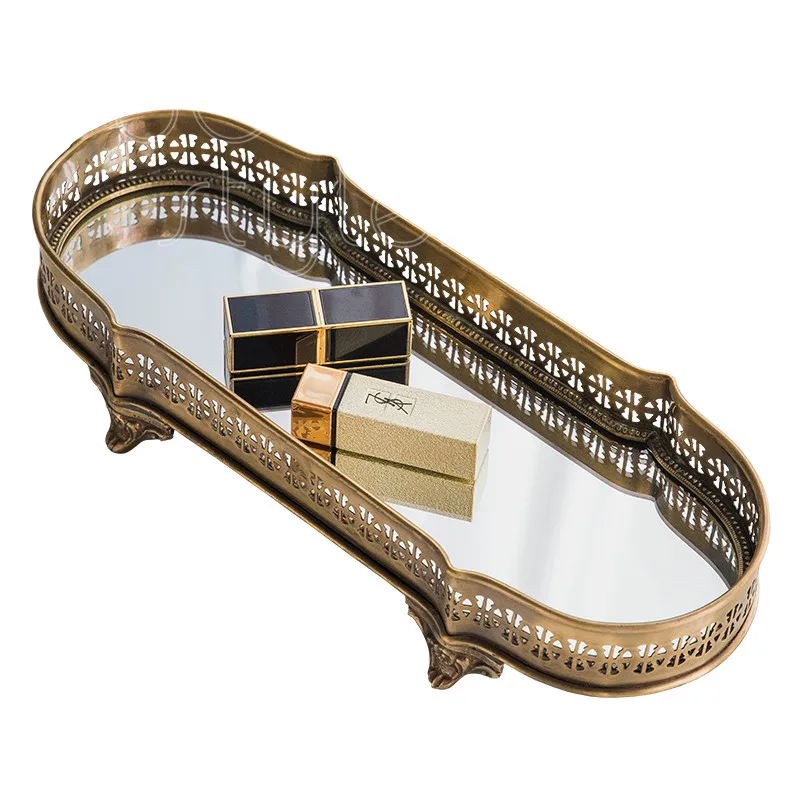 3 brass tray    (2)