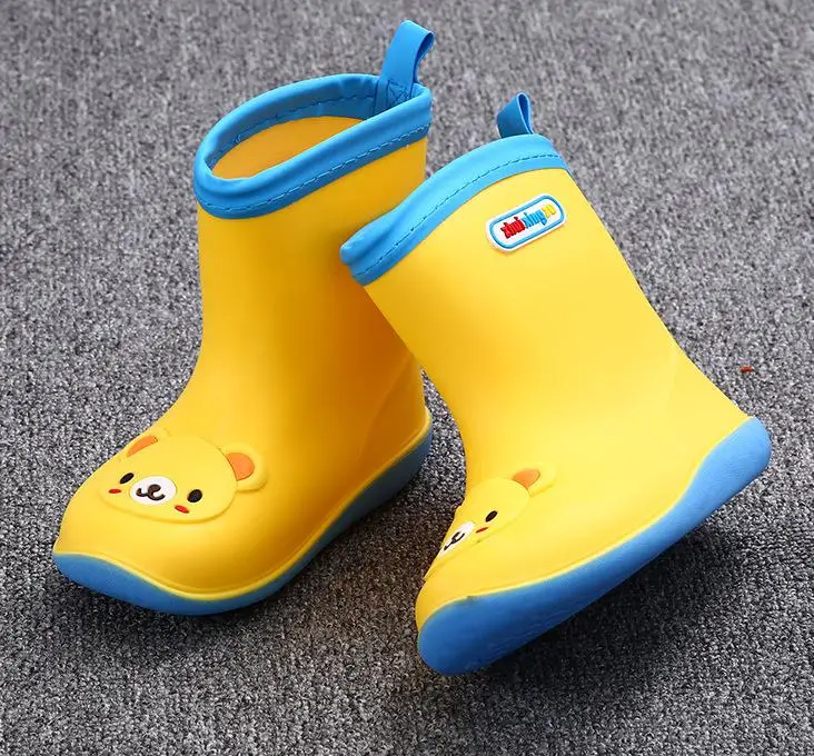 Brand New Kids for Boys Girls Rain Boots Waterproof Baby Non-slip Rubber Water Shoes Children Rainboots four Seasons Removable - Цвет: Yellow