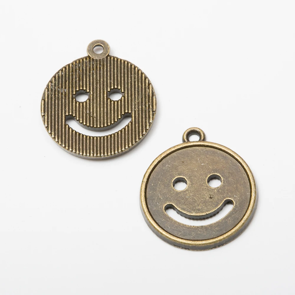 111pcs Hot selling zinc alloy charms Smiley face charms for necklace