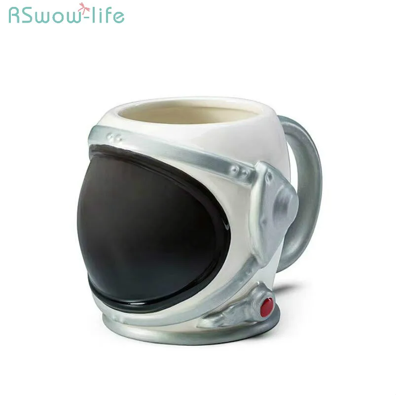 

Creative 3D Astronaut Helmet Ceramic Mug Form Water Cup Coffee Cup Travel Mug Handgrip Weird Gift Personality Milk Cups For Boy