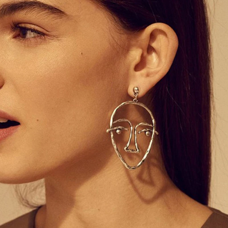 

2018 New Personality Women Statement Dangle Earrings Face Hook Drop Earring Gold Silver Colors Facial Ear Drop Gift Girl E3191