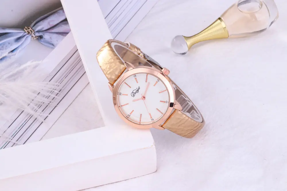 Reloj Mujer 2019 Для женщин модные золотые аналоговые кварцевые с кожанным ремешком наручные женские часы Лидирующий бренд Роскошные наручные