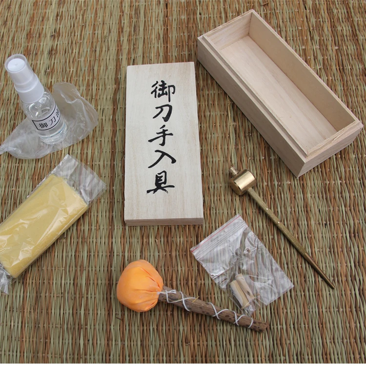 

Japanese Samurai Katana Sword Maintenance Cleaning Kit 5 Tools with Storage Wooden Case Brand New Supply WITHOUT OIL