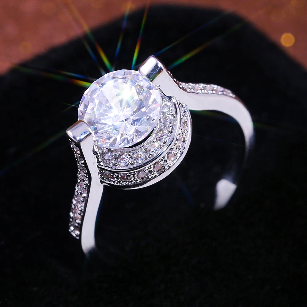 

Huitan Fashion Classic Wedding Engagement Ring Fascinating Design With Brilliant Dazzling Cubic Zirconia Stone Prong Setting
