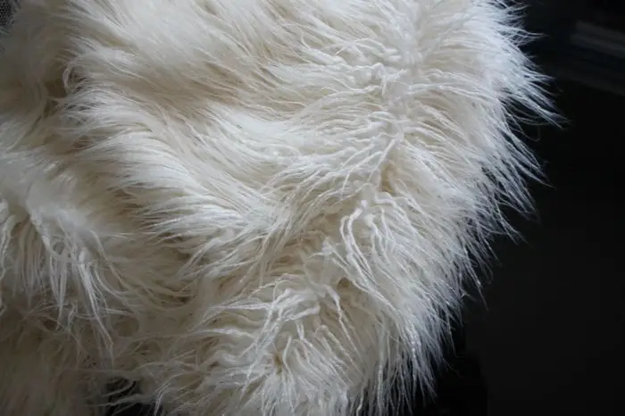 Монгольская курчавая овечка цвета слоновой кости, искусственный мех, ткань для детской фотосессии, меховое пальто наивысшего качества, продается во дворе