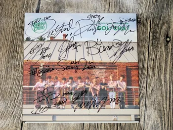 

signed GOLDEN CHILD autographed mini1st album GOL-CHA CD+photobook+signed poster K-POP 112017