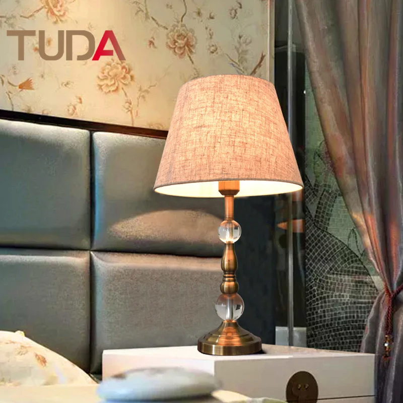 

TUDA American Retro Crystal Table Lamp Bedroom Bedside Lamp European Light Luxury Night Light Intelligent Dimming Table Lamp