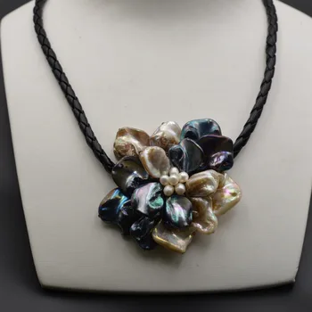 

Europe Chic Fashion Black White Mother Of Pearl Shell Flower Choker Necklace Gifts Jewelry