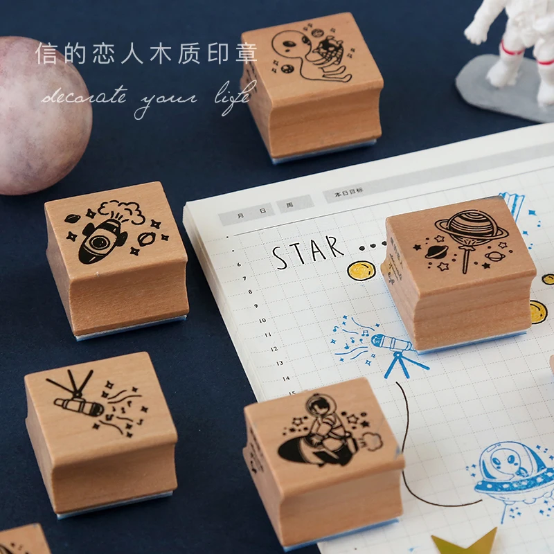 

4Pcs Seal+1Pcs Inkpad\DIY Cute Creative Vintage Wooden Stamp Seal Diary Calendar Scrapbook Student Stationery Office Supplies