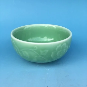 

Antique ceramic lotus flower pattern rice bowls.