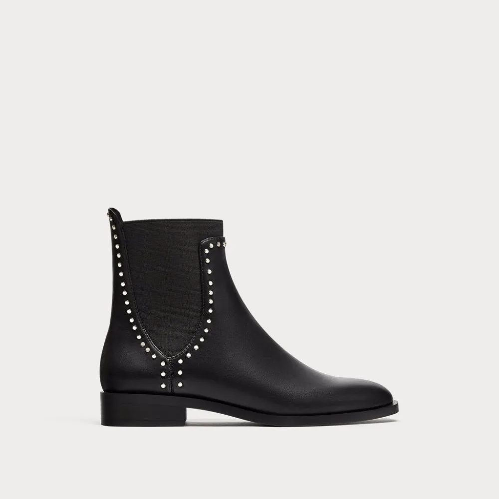 

2017 autumn and winter new elastic band rivets metal decoration flat single ankle boots Martin boots women
