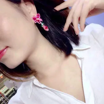 

Qi Xuan_Jewelry_New Earrings Flower Earrings S925 Silver Inlay Zircon Elegant And Irregular Irregular_Factory Direct Sales