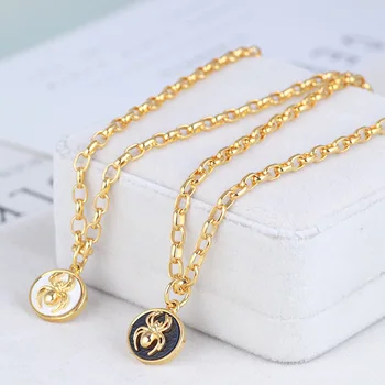 

Europe and the US big-name jewelry wholesale black and white spider pendant fun fashion long necklace