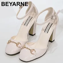 GRANDE TAILLE 41.42.43 nouveau springe 2016 femmes clasic métal boucle cheville sangle épaisse à talons hauts pompe dame milieu vide unique OL chaussures
