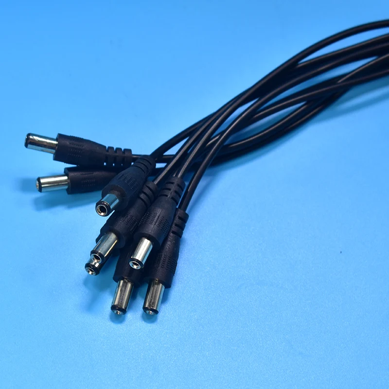 

FGHGF AC 1 To 8 Way DC Female To 8 Male Power Splitter Adapter Cables for 2.1mm /2.5MM Jack 5.5*2.5mm Black