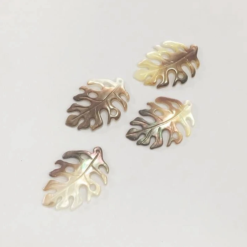 

23*34MM 4Pcs/Lot 100% Natural Black Pearl Shell Leaf Shape Charms Jewelry Pendants