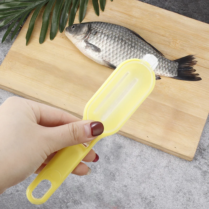 Fish Skin Brush Scraping Fishing Scale Brush Graters Fast Remove Fish knife Cleaning Peeler Scaler Scraper(Color: Random