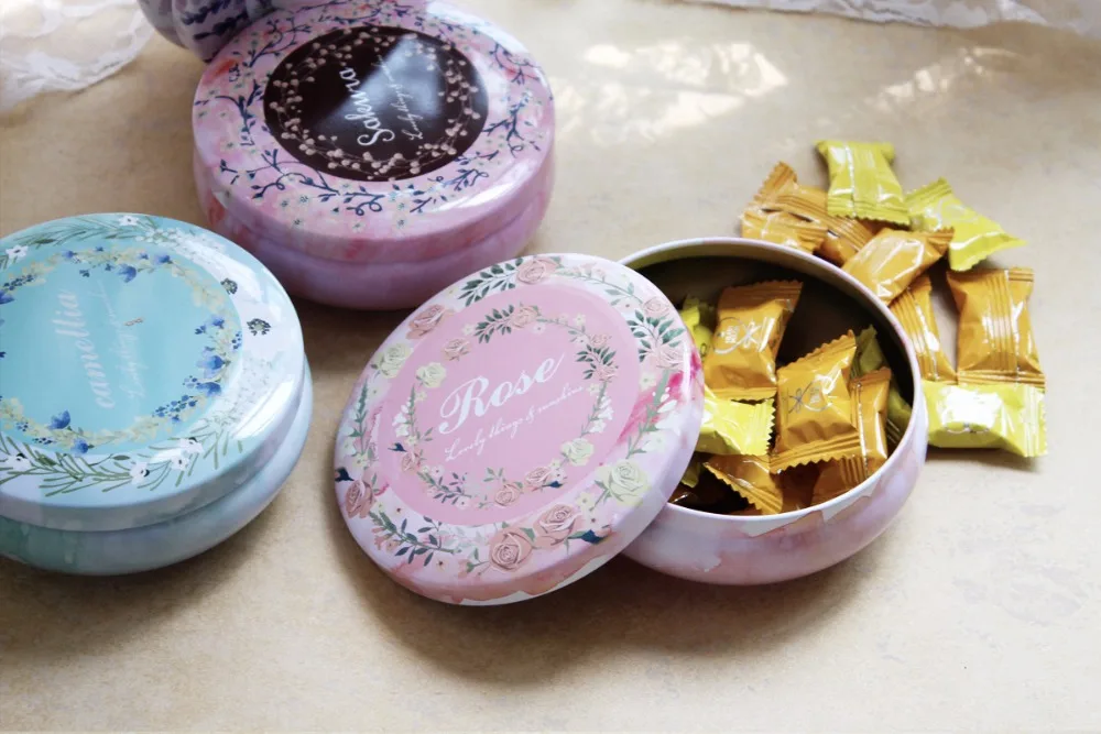 

1PC ZAKKA Pastoral Style Floral Pattern Container Creative Metal Tin Small Round Candy Can Storage Boxes NL 006