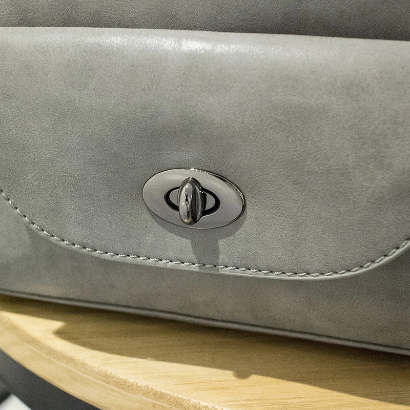 women bag  (9)