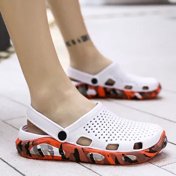 

Summer Shoes Men Beach Sandals Men Outdoor Plastic Flat Shoes Man Sandalias Hombre Casual Fashion Hole Slippers Calzado Hombre