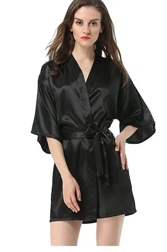 Атласная халат купить. New халат-кимоно Lulight Mini Robe Black халат-кимоно Lulight Mini Robe Black. Кимоно 5959 Эдем натуральный шелк. Шелковый халат кимоно. Satin Kimono Robe.